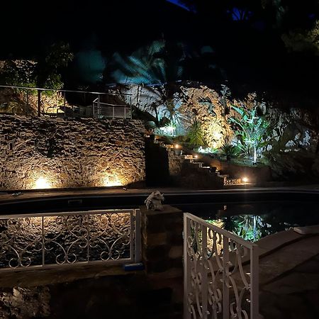 Meuble Tourisme 4*, Les Pieds Dans L'Eau, Villa Las Palmeras ラ・ロンド・レ・モール エクステリア 写真