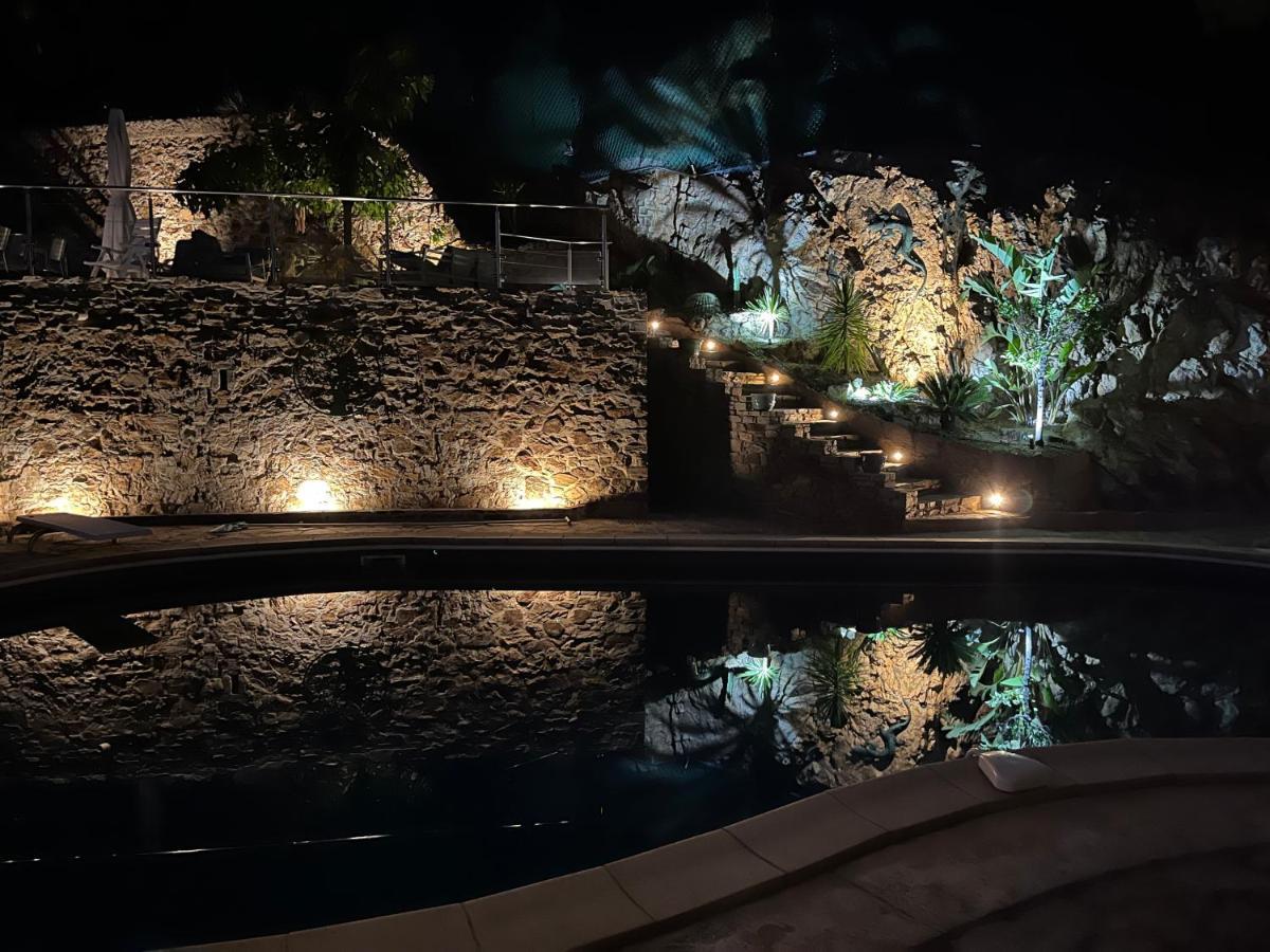 Meuble Tourisme 4*, Les Pieds Dans L'Eau, Villa Las Palmeras ラ・ロンド・レ・モール エクステリア 写真